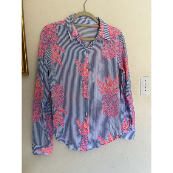 Lilly Pulitzer Tops - Lilly Pulitzer Blue Stripped With Pink Vibrant Pinapple Size Small